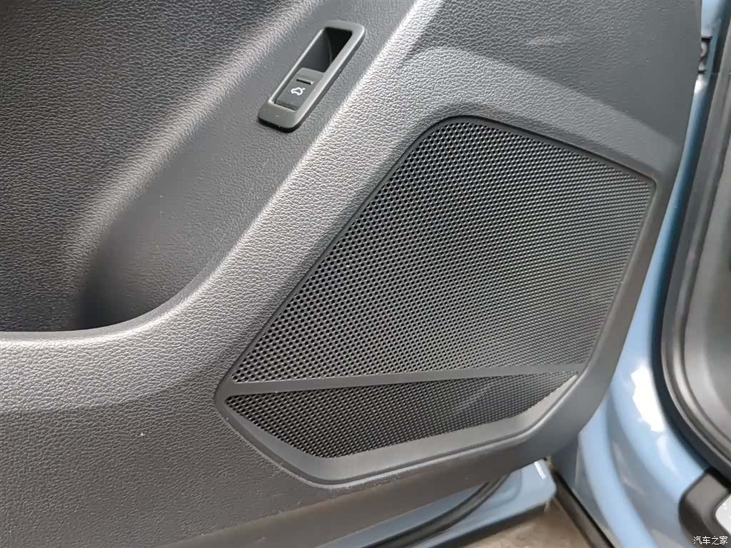 Audi Q3, 2022 15