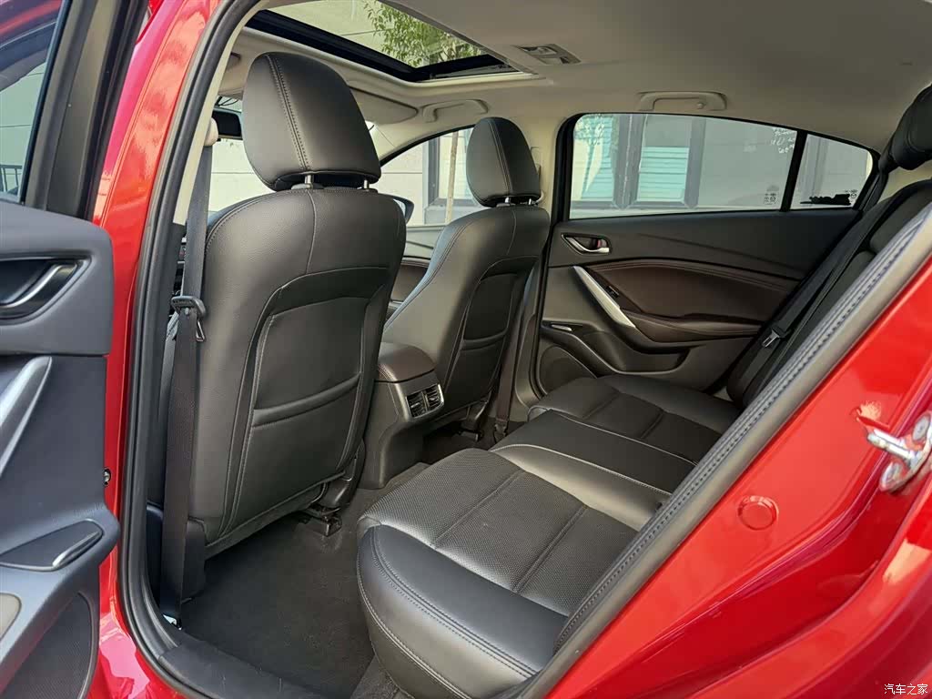 Mazda Atenza, 2017 6