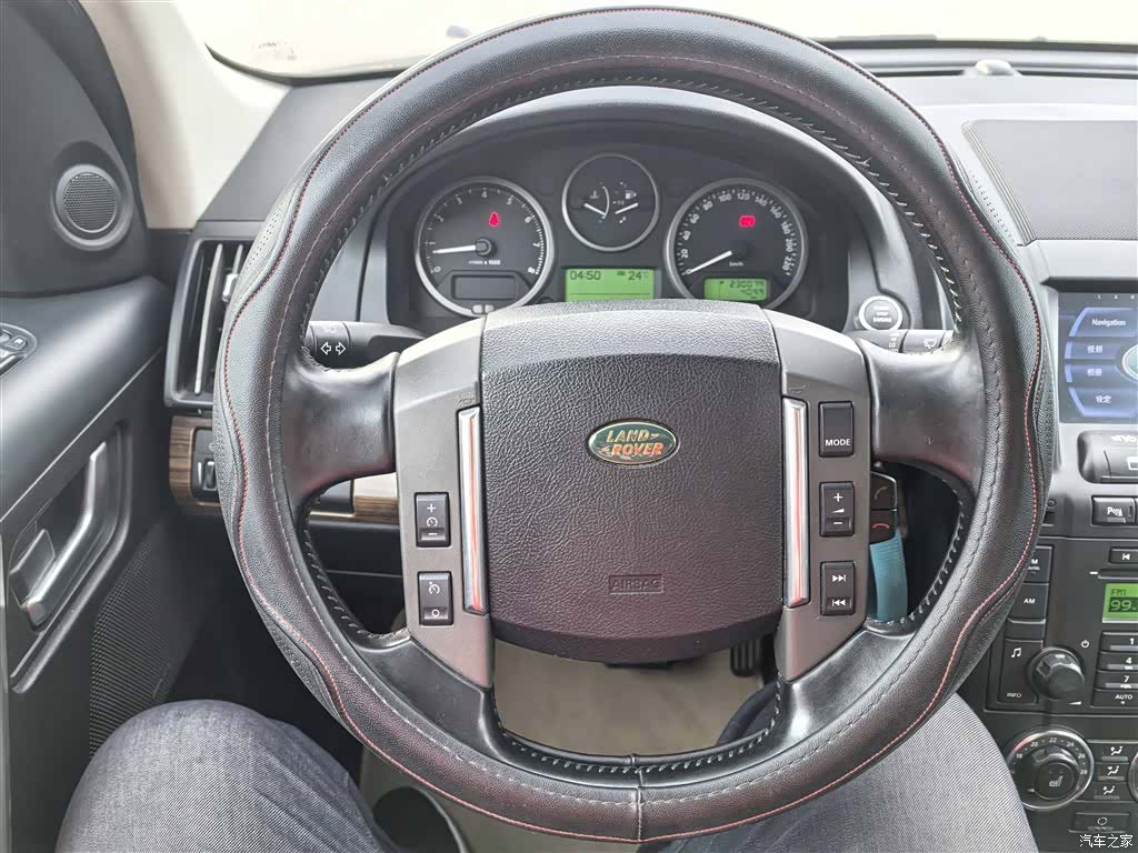 Land Rover i6, 2010 19