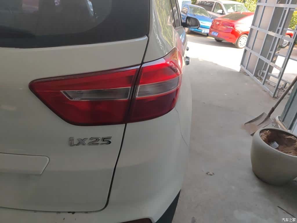Hyundai ix25, 2016 8