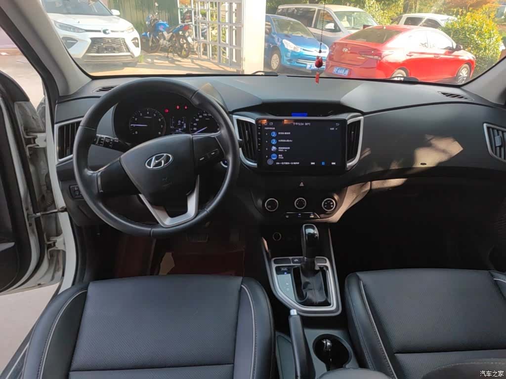 Hyundai ix25, 2016 10