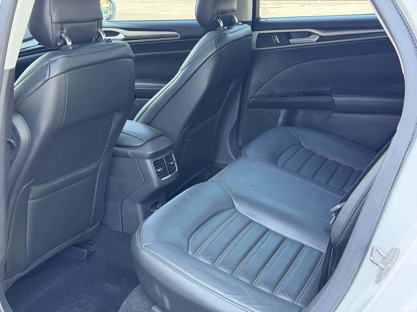 Ford Mondeo, 2014 8