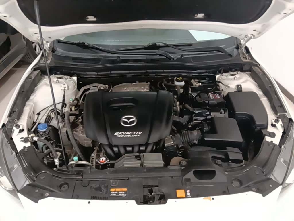 Mazda Mazda3, 2016 16