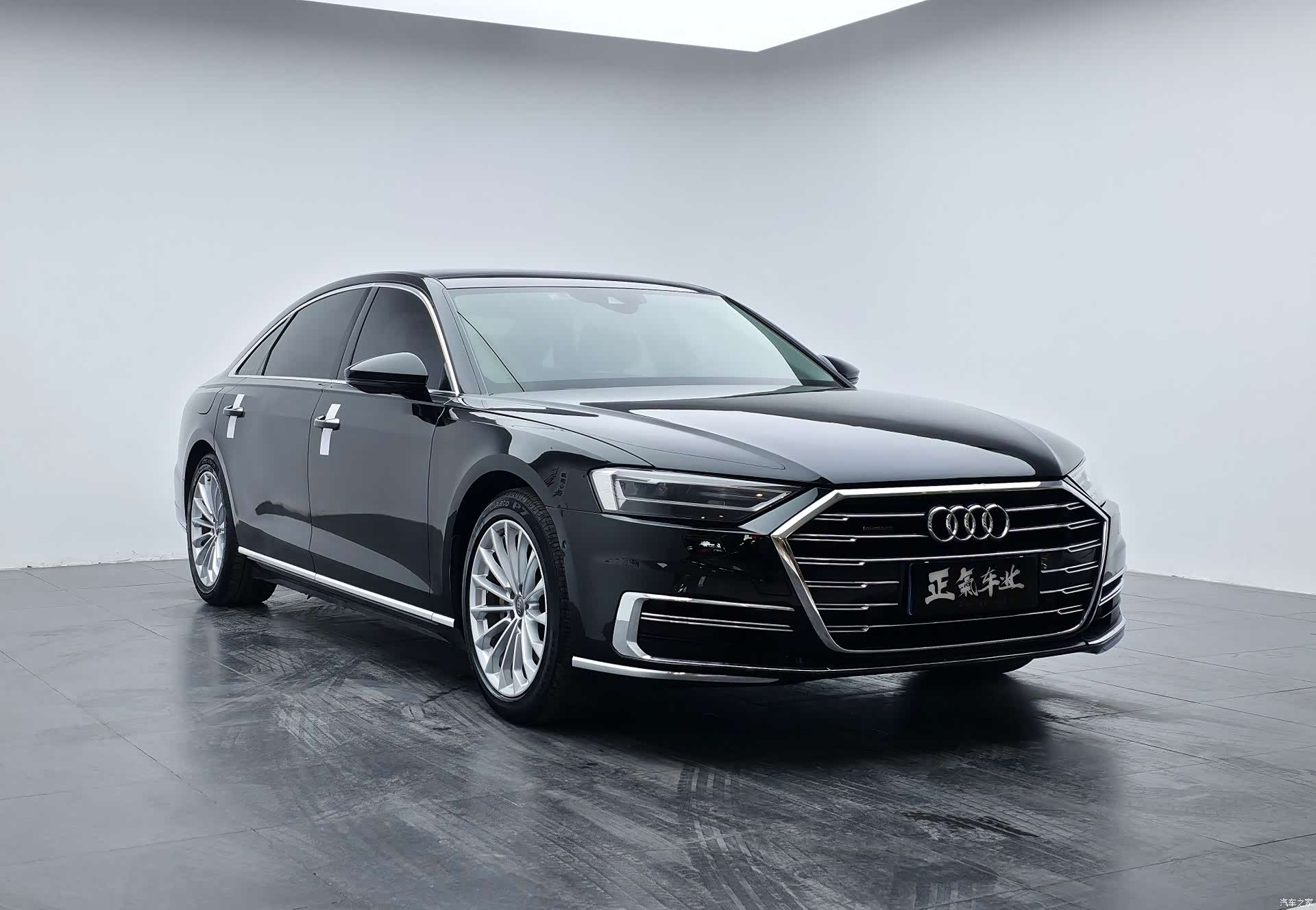 Audi A8L, 2020 31