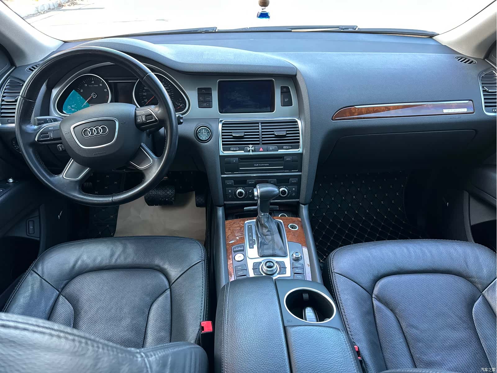 Audi Q7, 2013 12