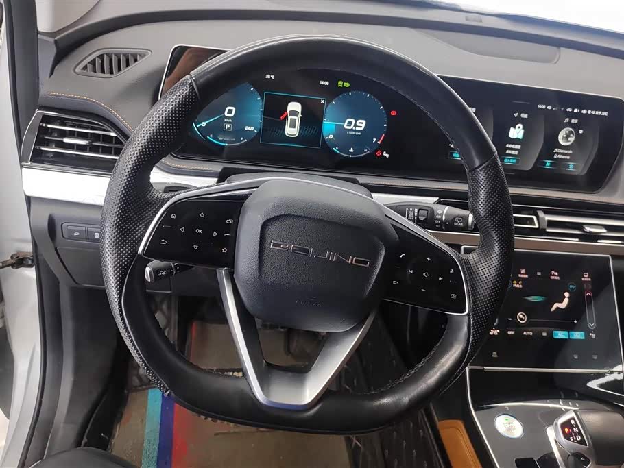 BAIC Beijing X7