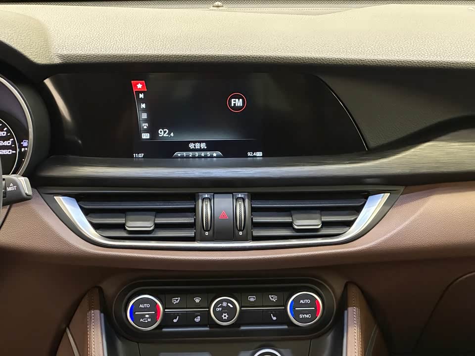 Alfa Romeo Stelvio Alfa Romeo Stelvio