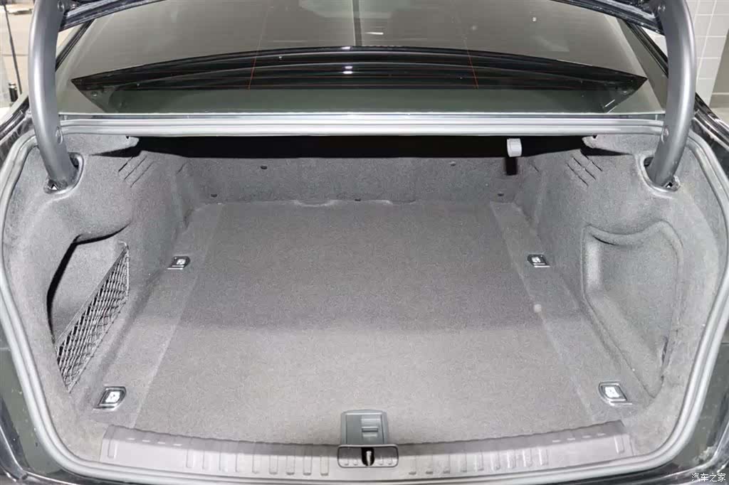 Audi A6L, 2020 16