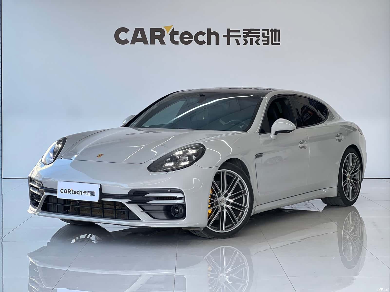 Porsche Panamera, 2014 1