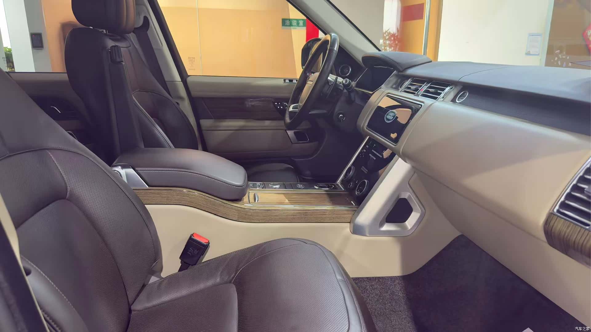 Land Rover Range Rover, 2018 12