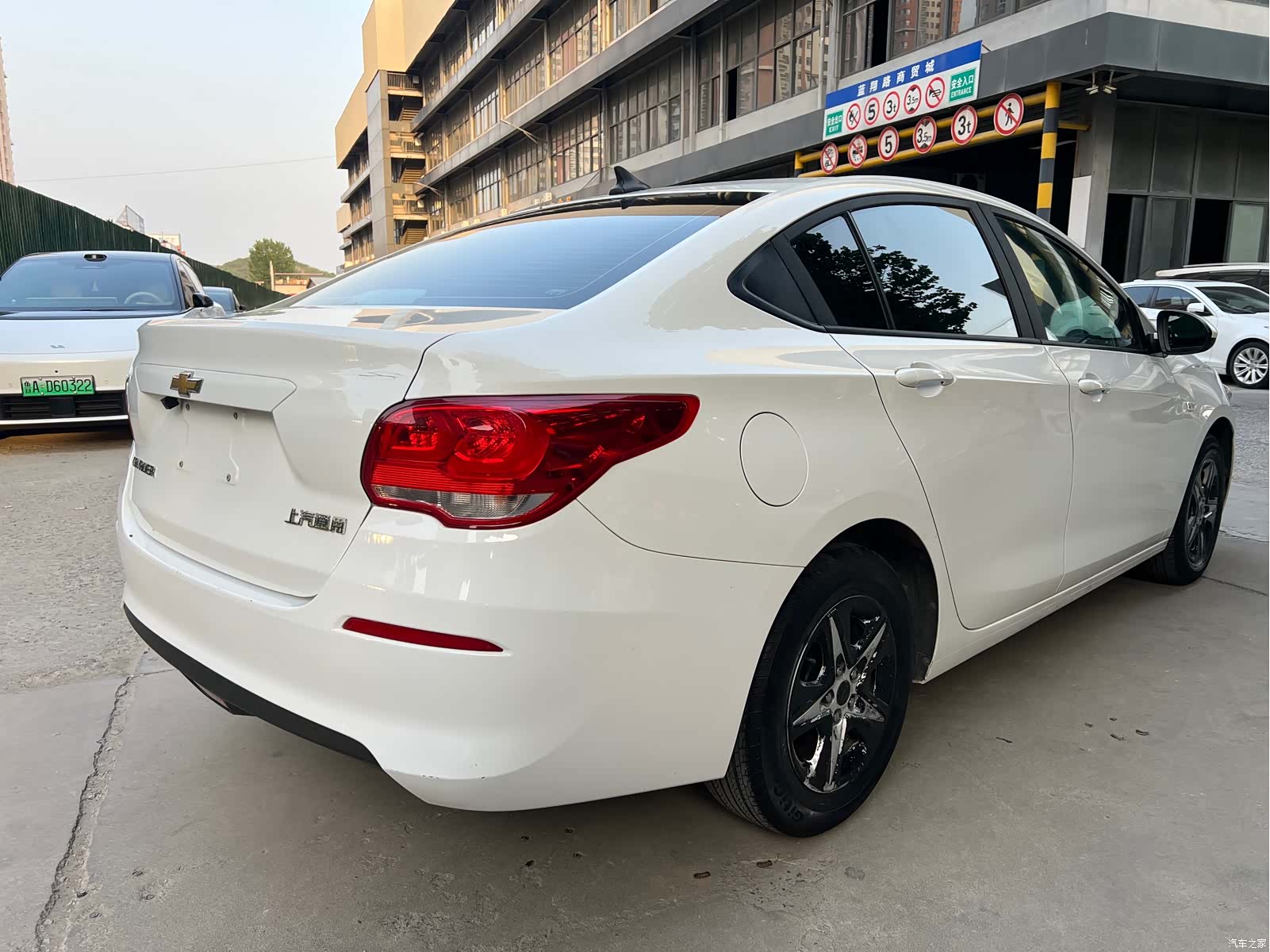 Chevrolet 320, 2019 4