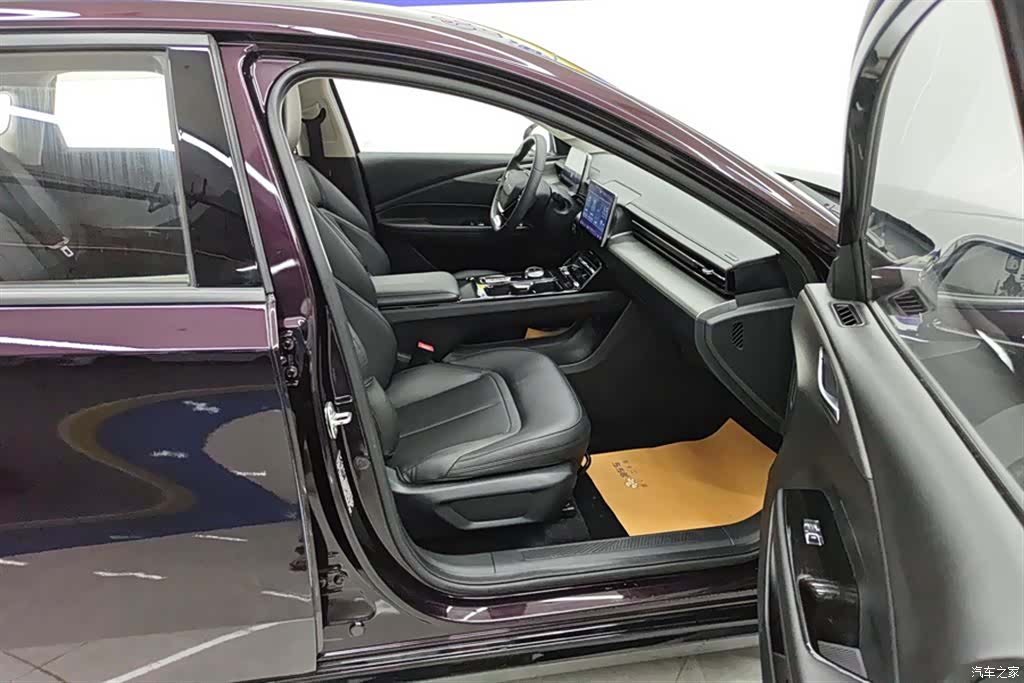 Wuling Starlight, 2024 8