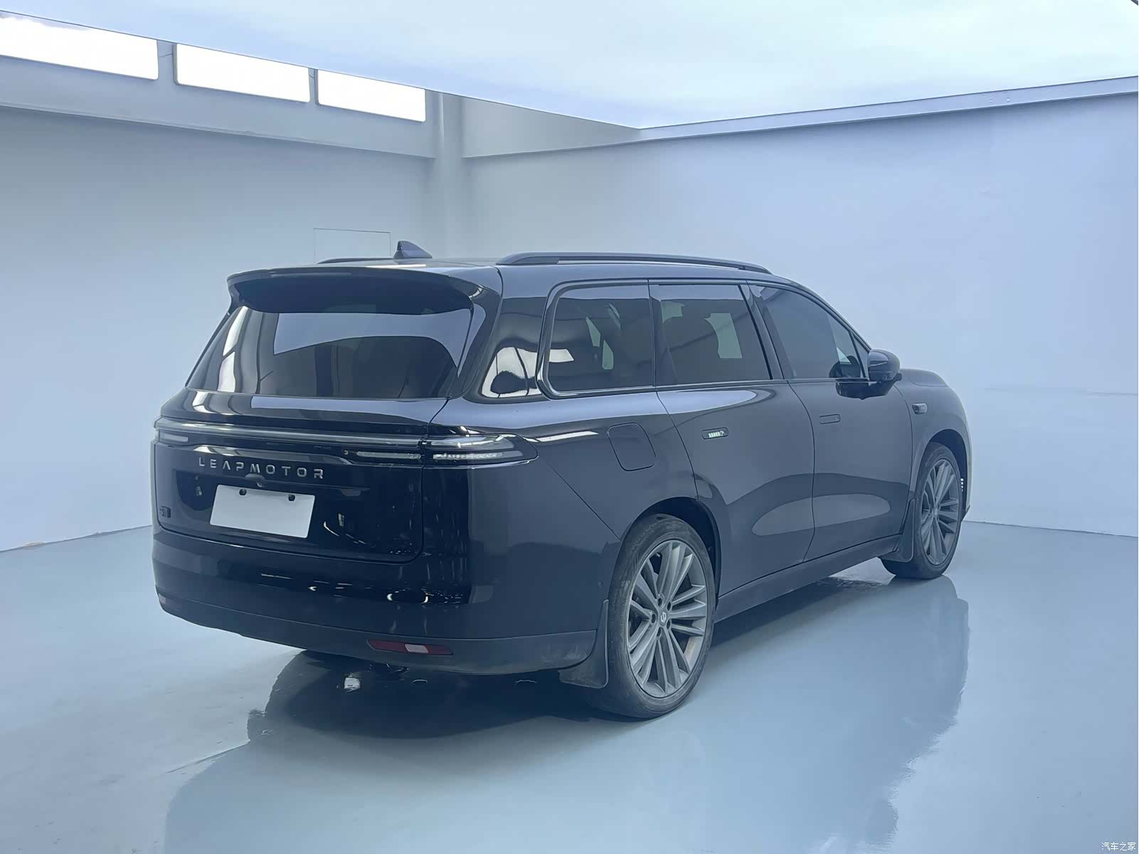 Leapmotor C16, 2025 15