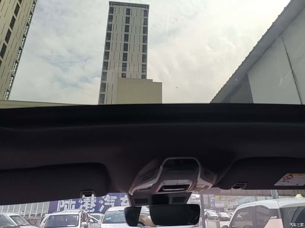 Geely Coolray, 2020 18