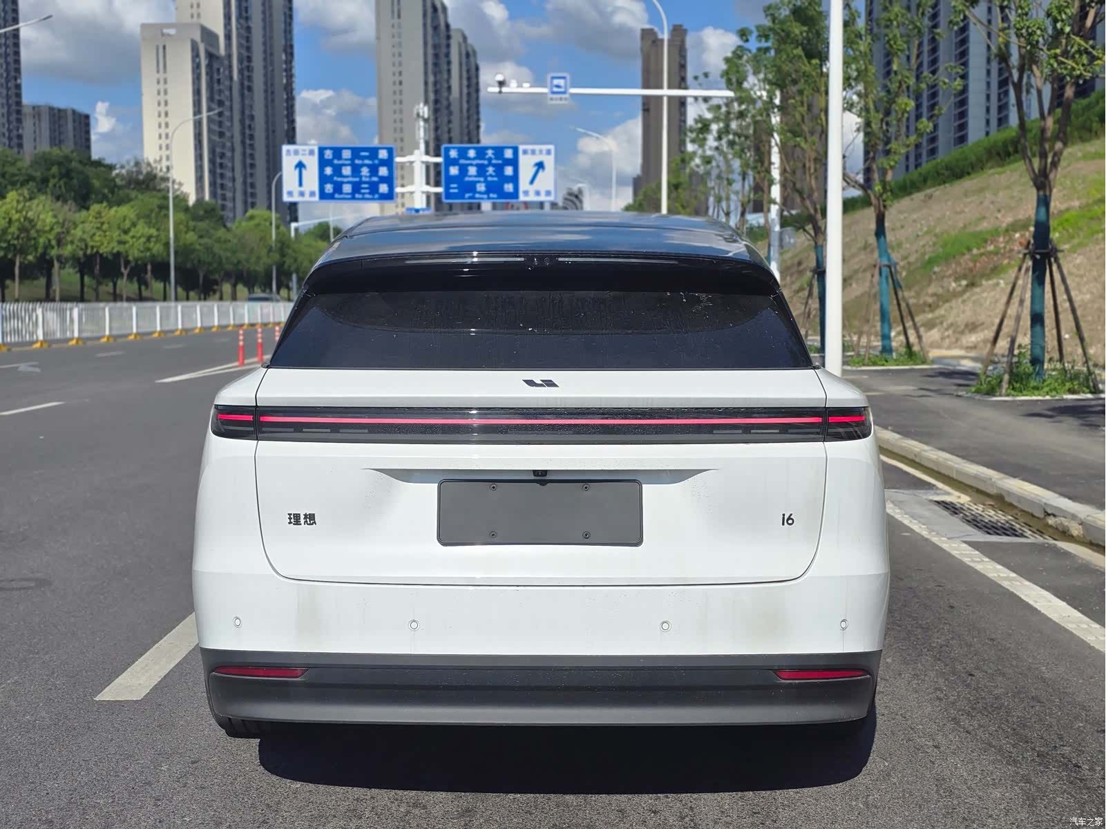 Li Auto i6, 2026 11