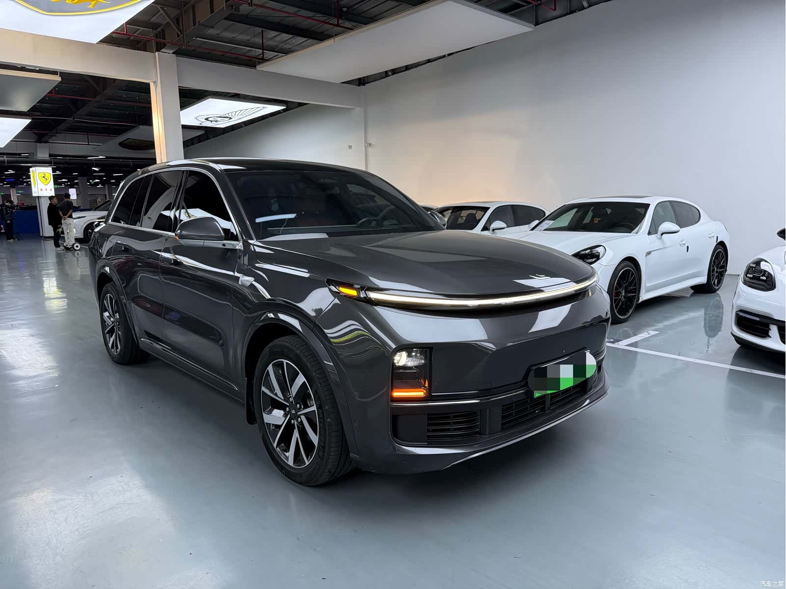 Li Auto L8, 2023 3