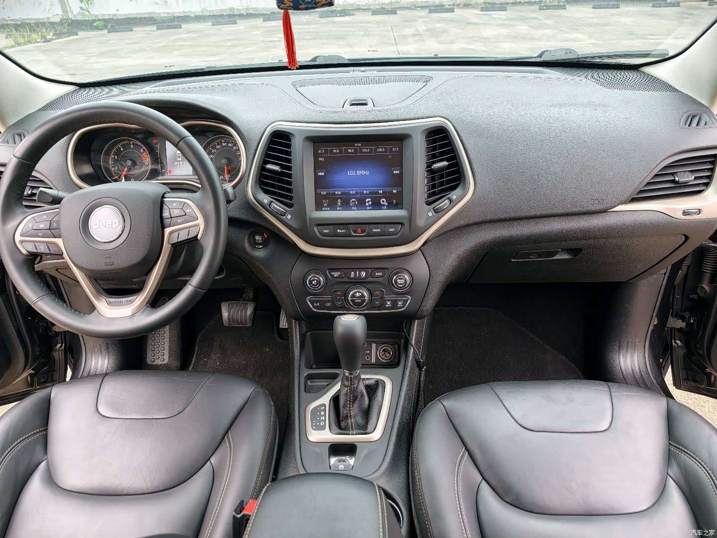 Jeep Cherokee, 2016 6