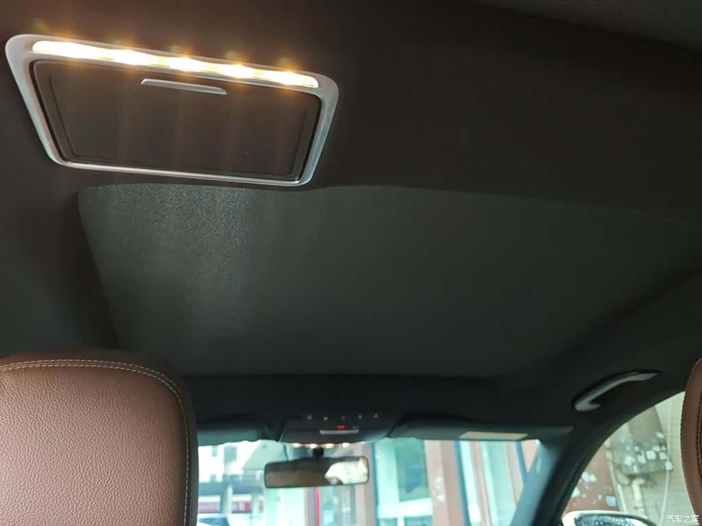 Mercedes-Benz E-Class, 2022 15