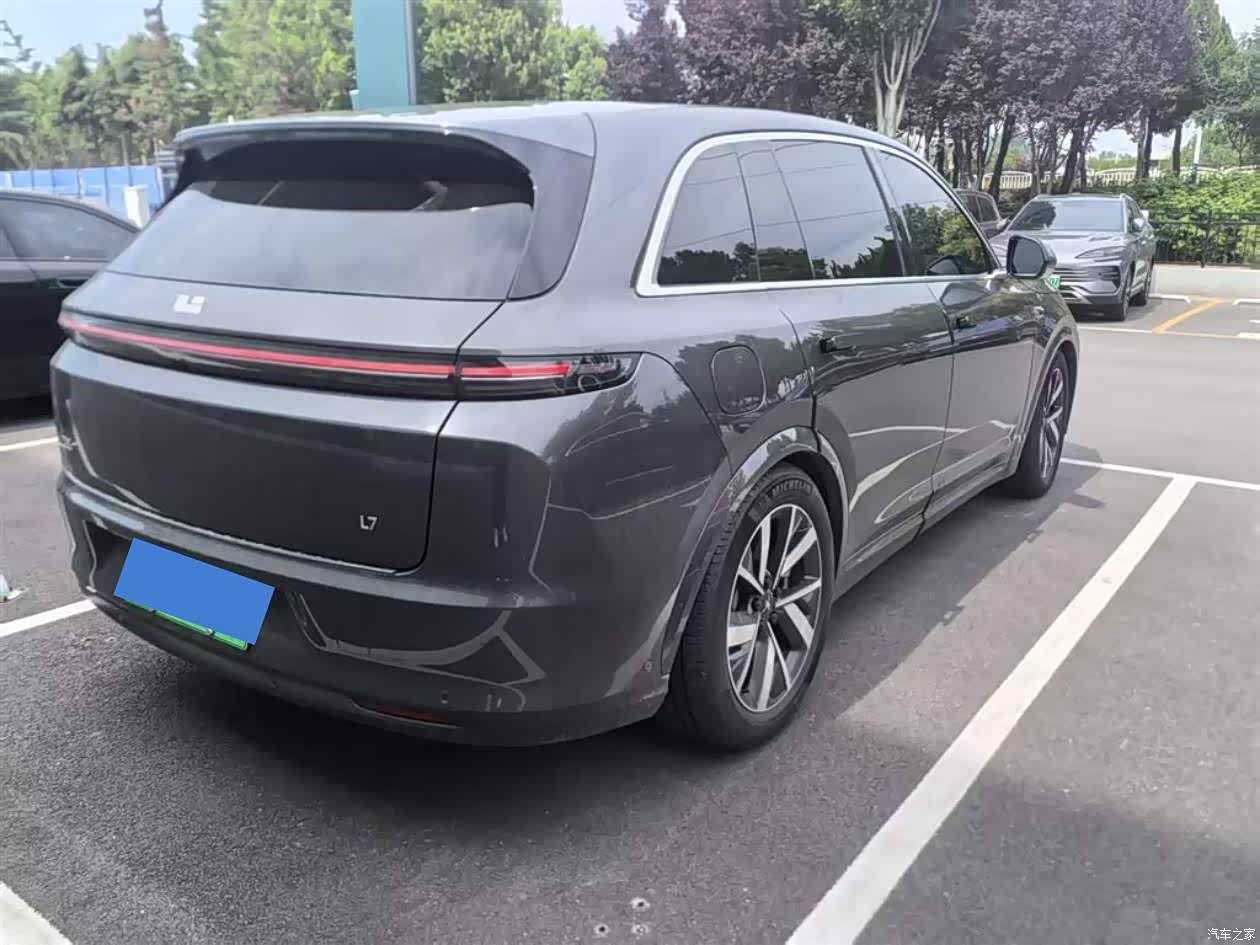Li Auto L7, 2023 все фото