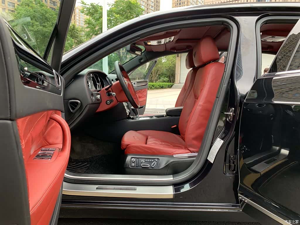 Bentley Flying Spur, 2013 16
