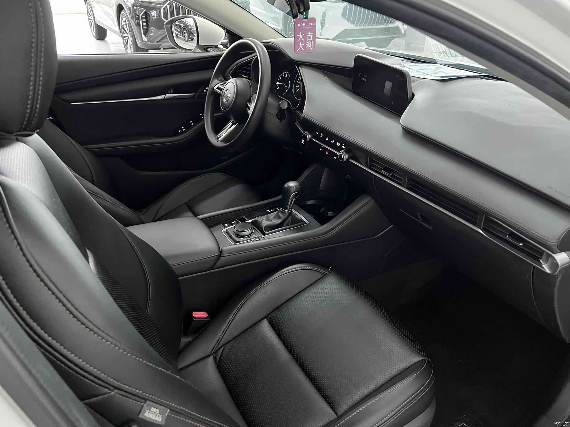 Mazda Mazda3, 2021 18