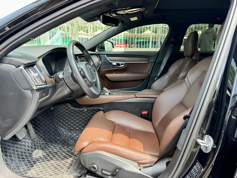Volvo S90 Volvo S90