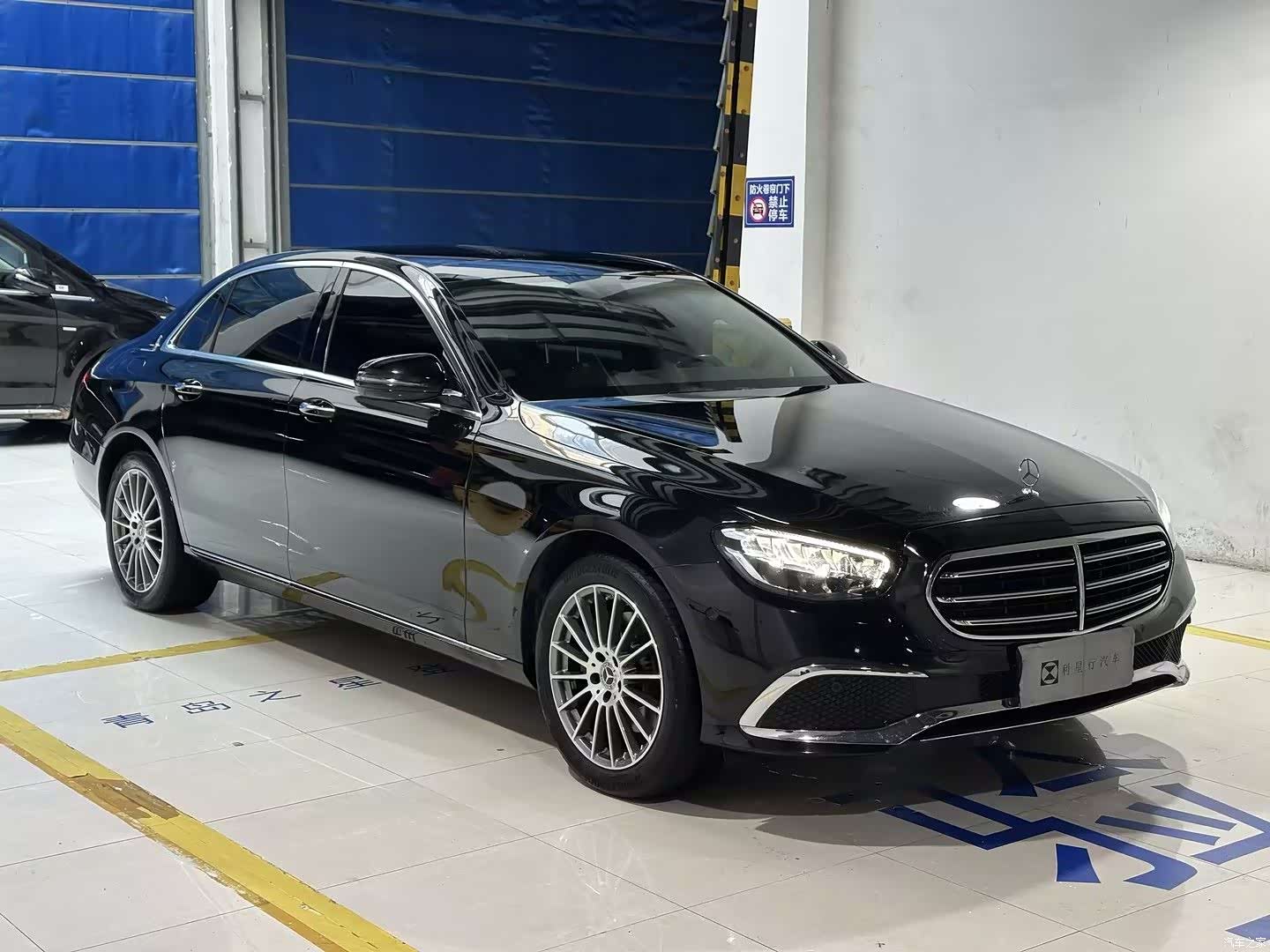 Mercedes-Benz E-Class, 2023 4
