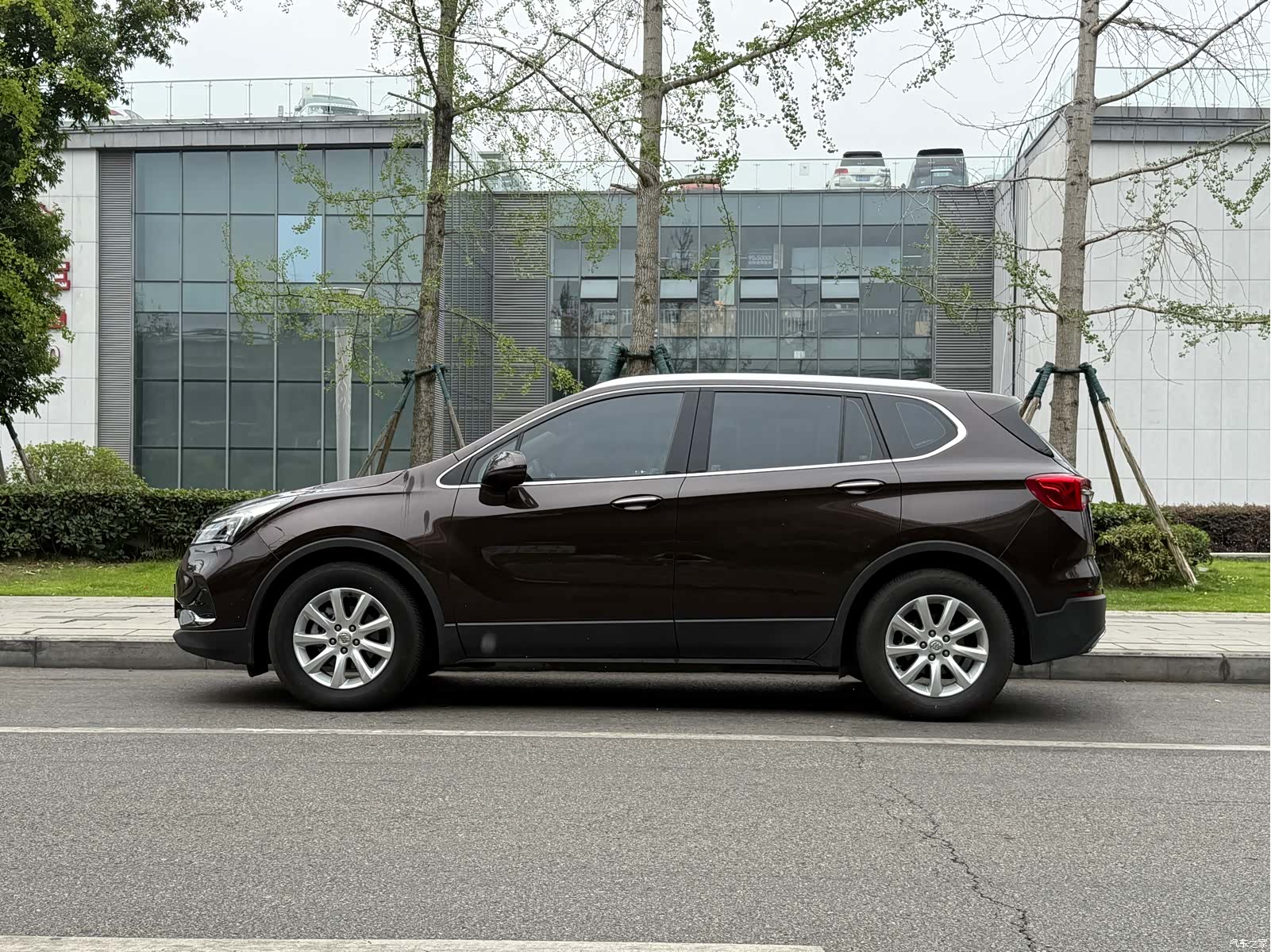 Buick Envision Plus, 2021 4