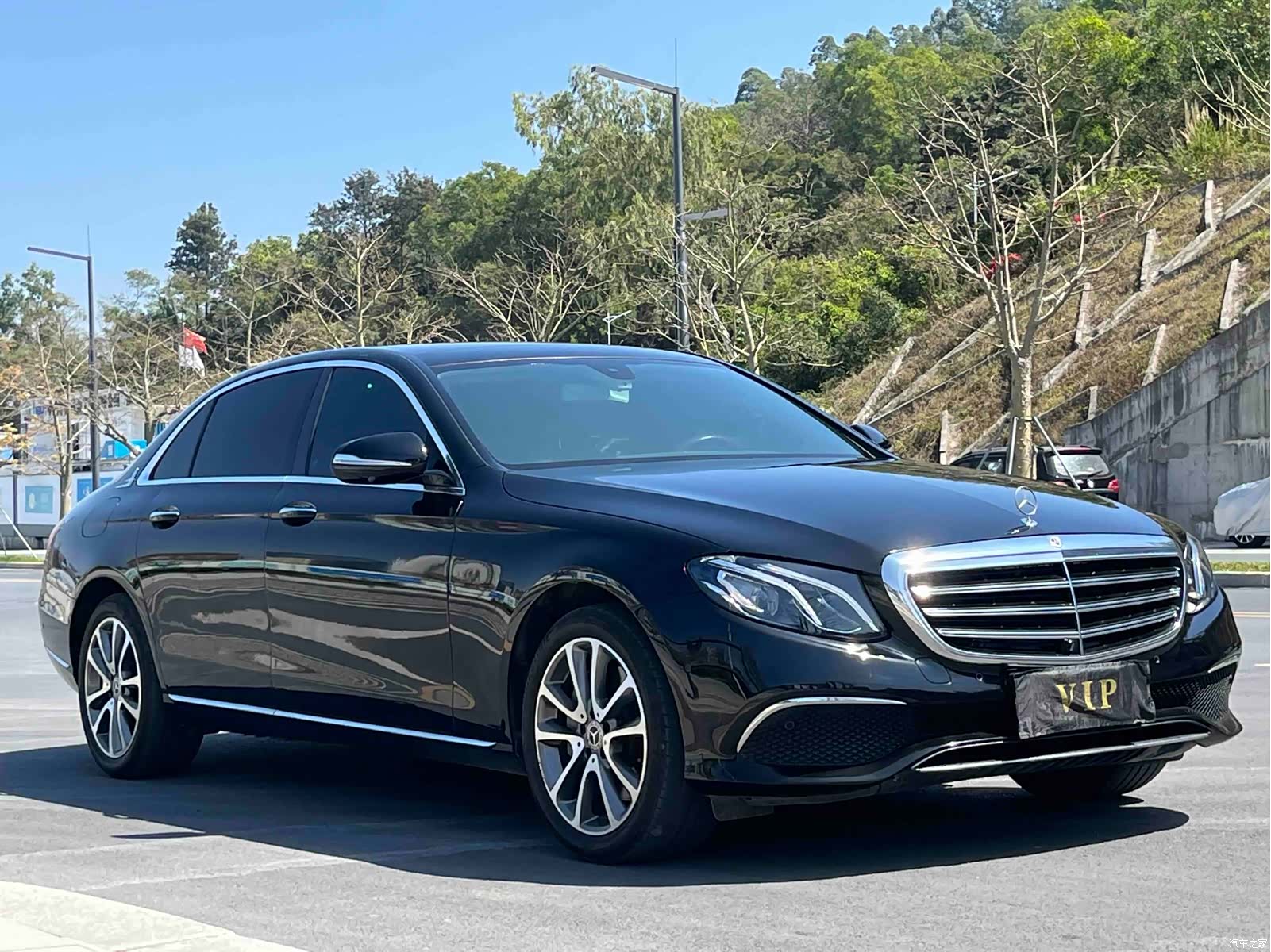 Mercedes-Benz E-Class, 2019 3