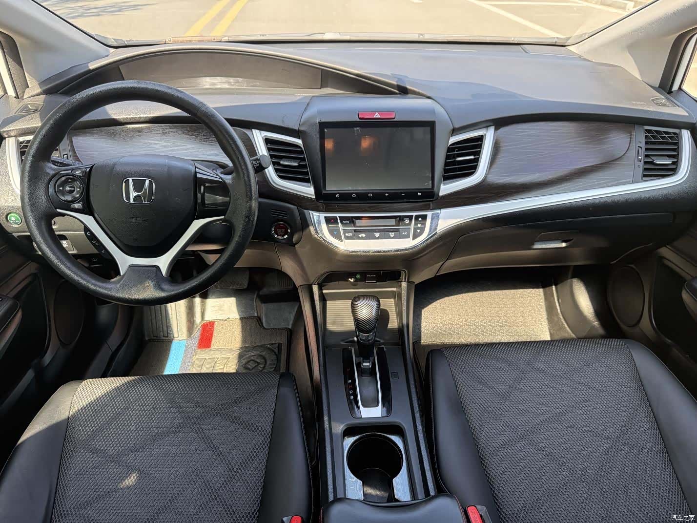 Honda Jade, 2016 8