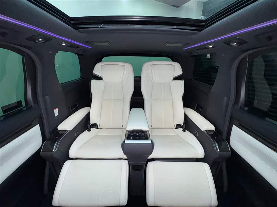 Lexus LM Lexus LM