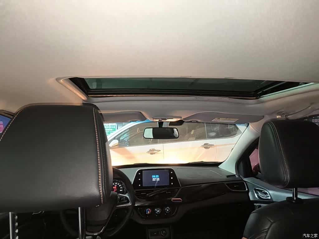 Wuling 310, 2017 18