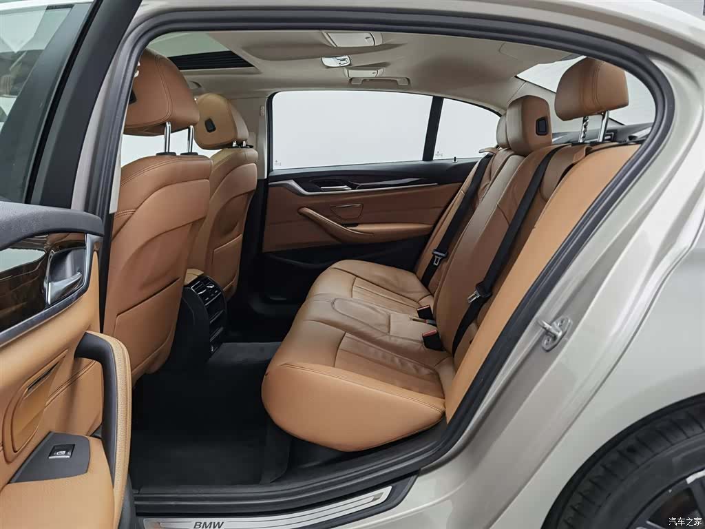 BMW 5 Series, 2018 15