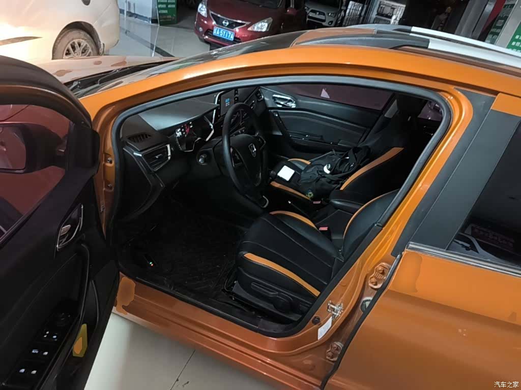 Wuling 310, 2017 16