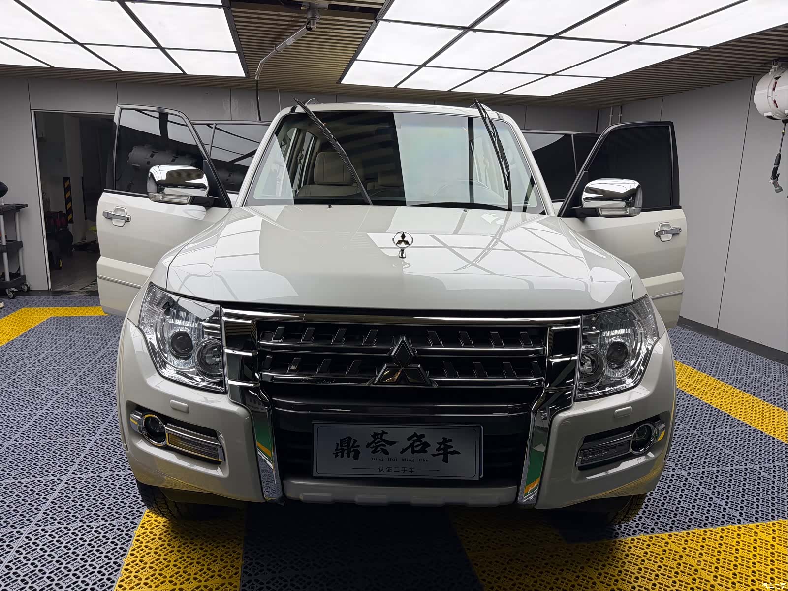 Mitsubishi Pajero, 2020 2