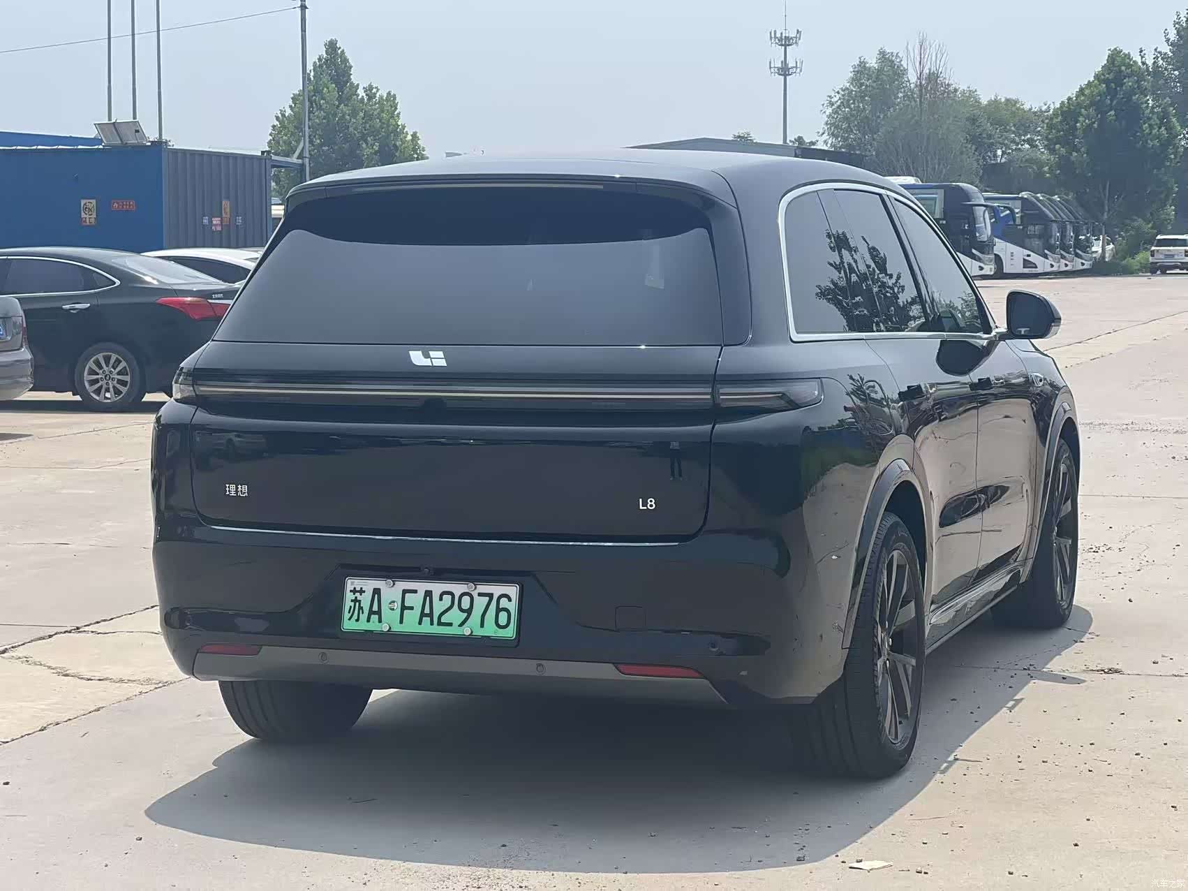 Li Auto L8, 2023 12
