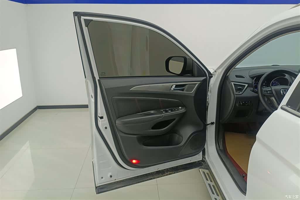 Changan CS75, 2017 7