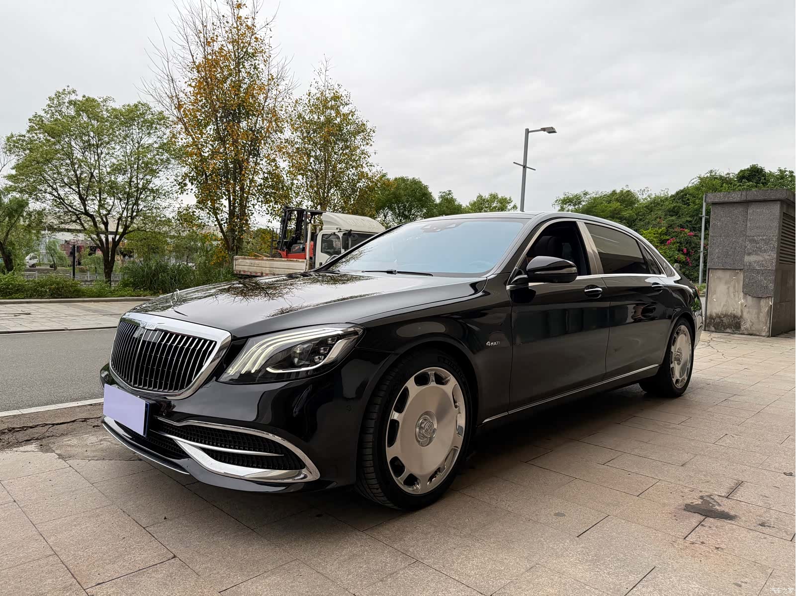 Maybach S-Class, 2019 1