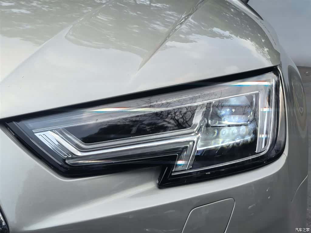 Audi A4L, 2018 17