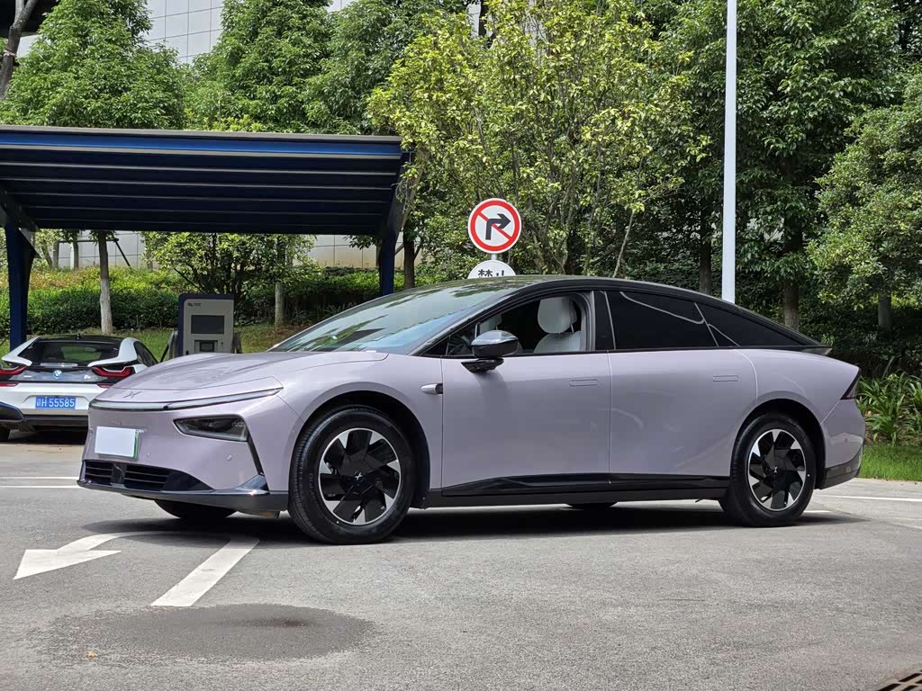 Xpeng P7