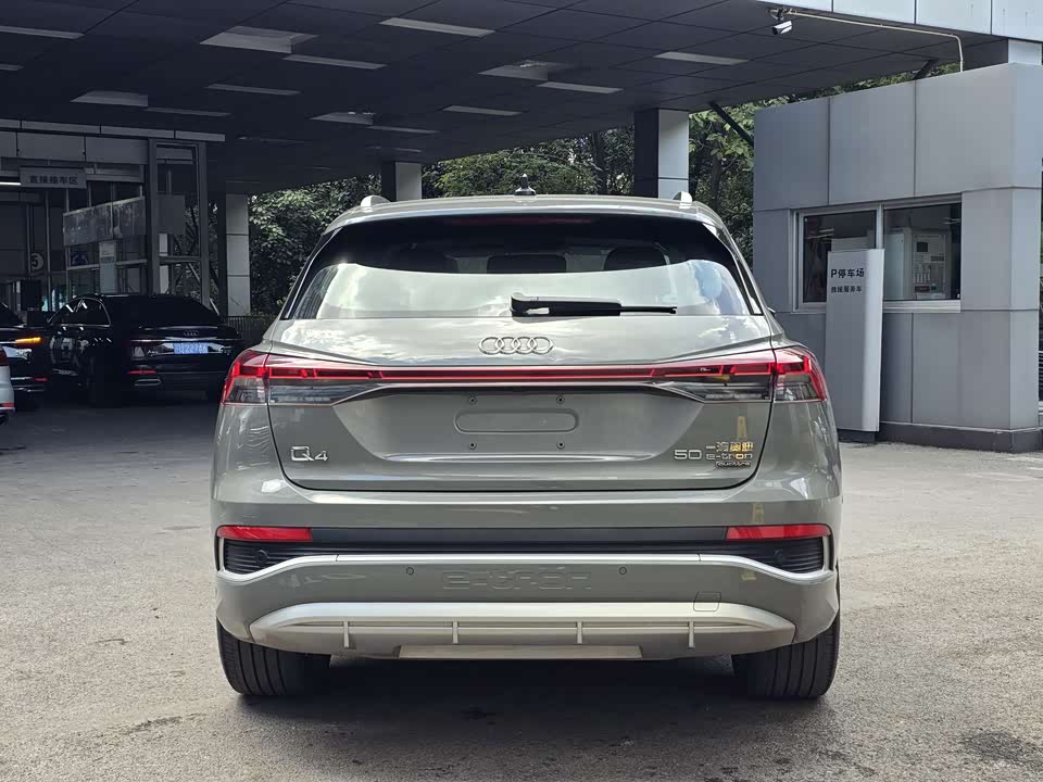 Audi Q4