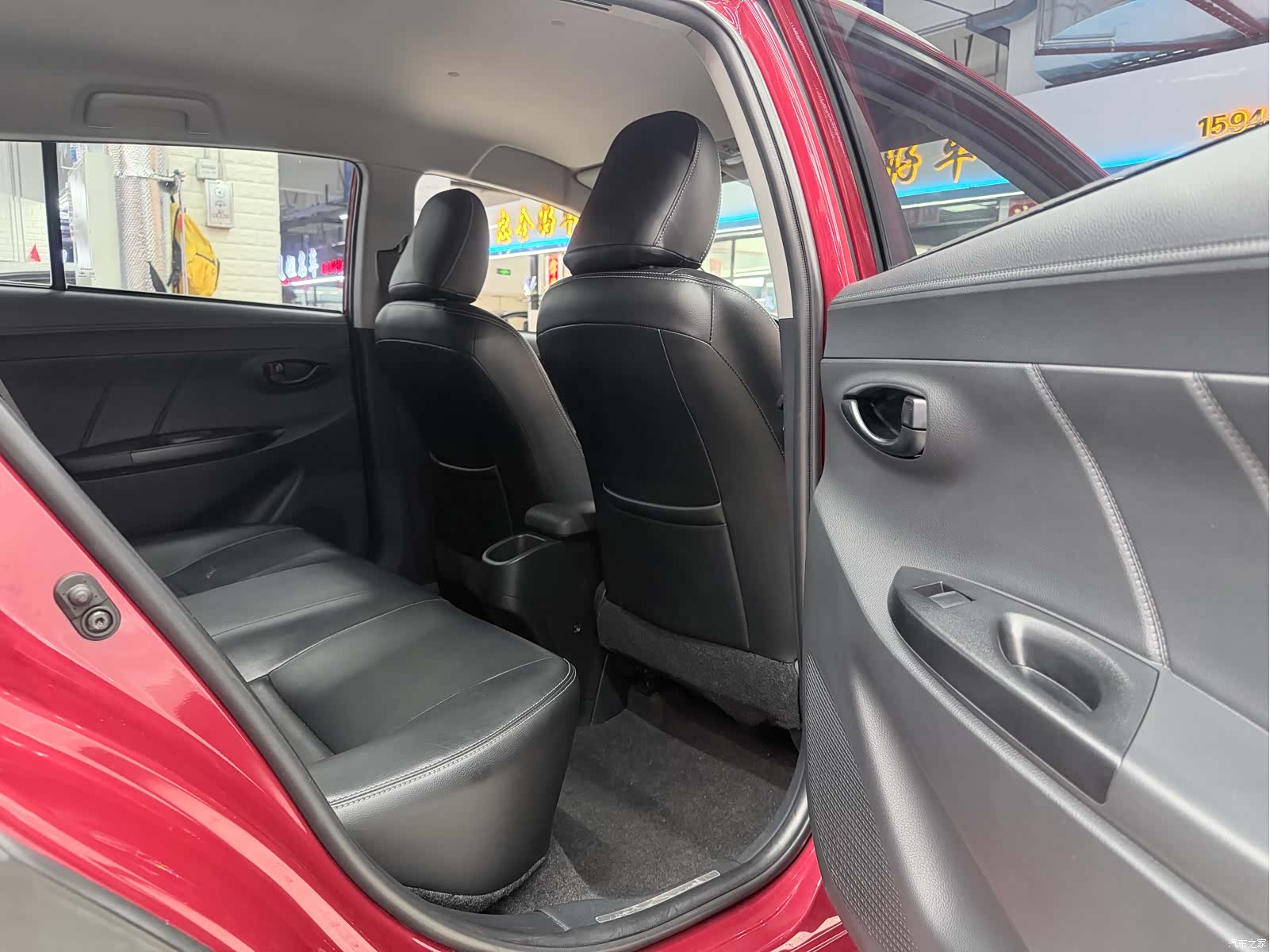 Toyota YARiS L, 2021 18