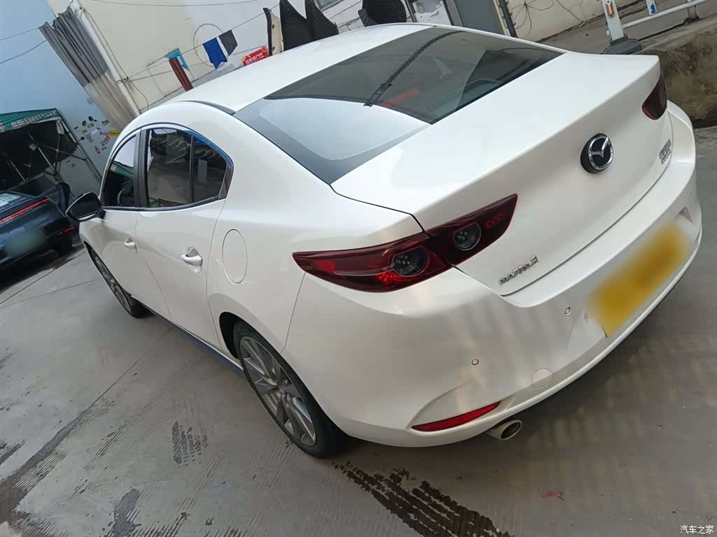 Mazda Mazda3, 2023 23