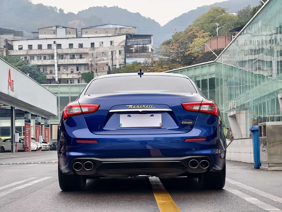 Maserati Ghibli