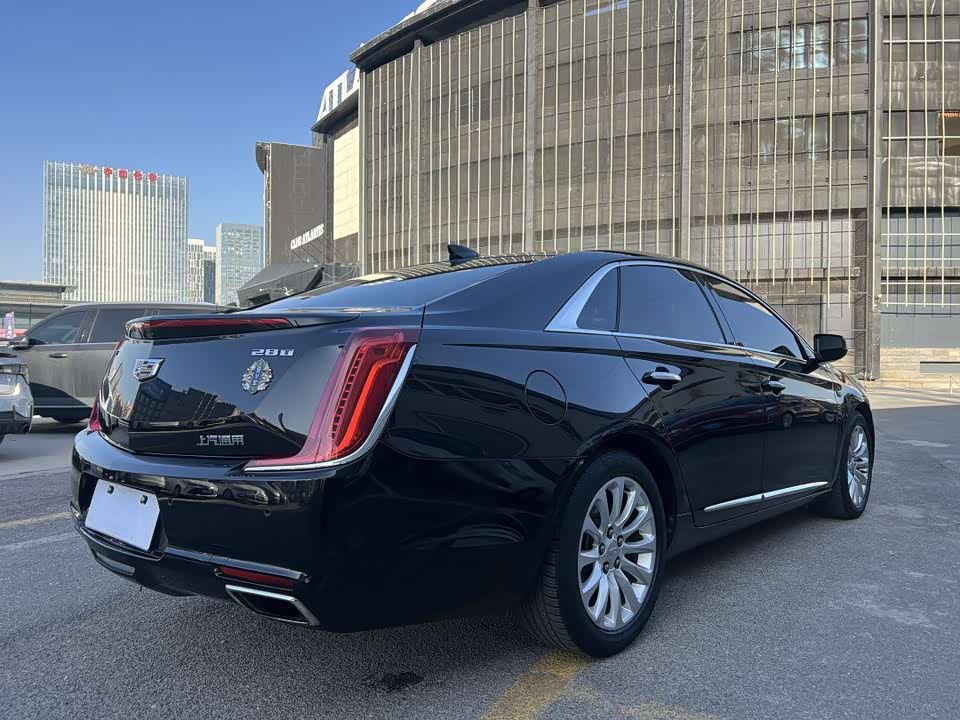 Cadillac XTS