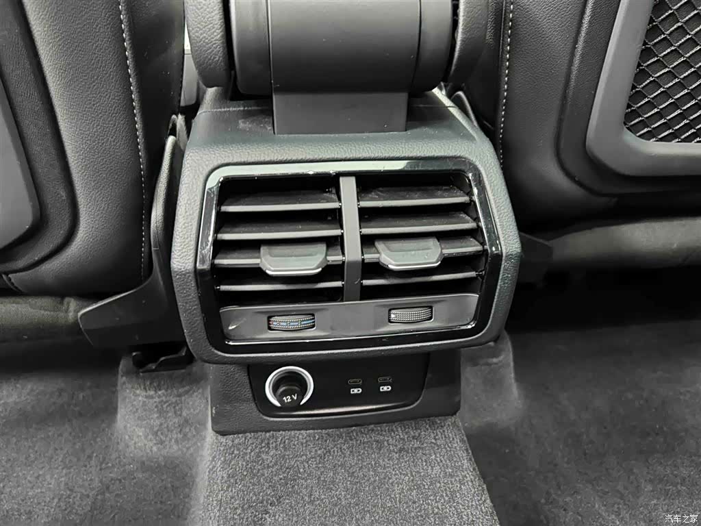 Audi Q3, 2022 15