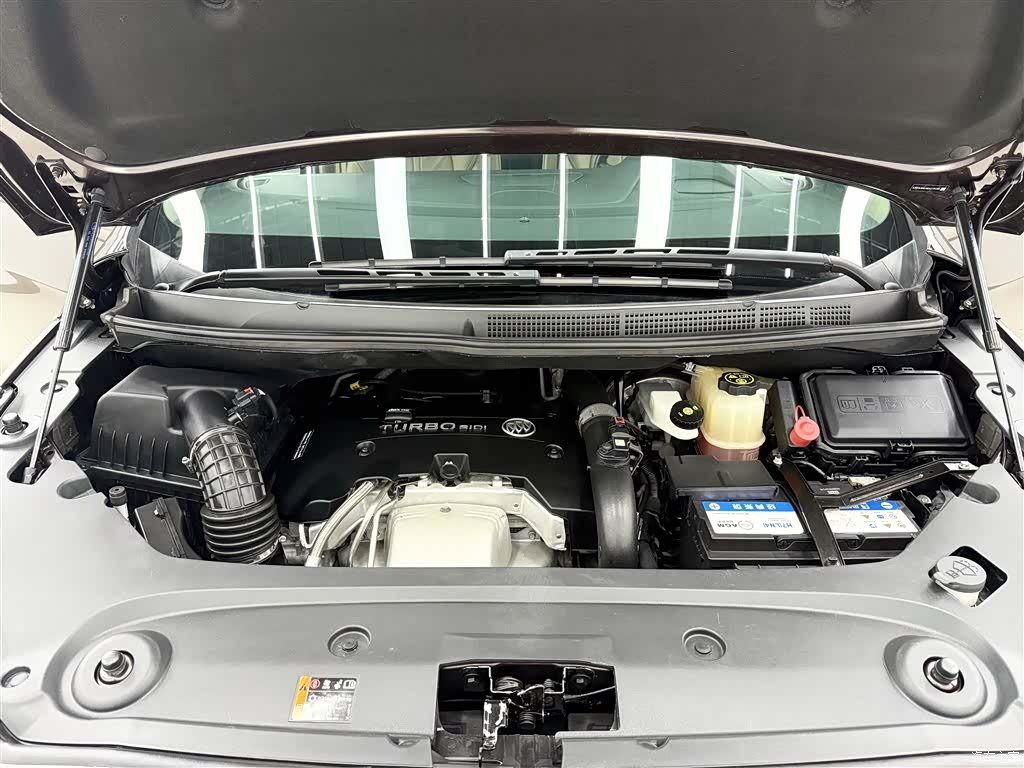 Buick GL8, 2019 21