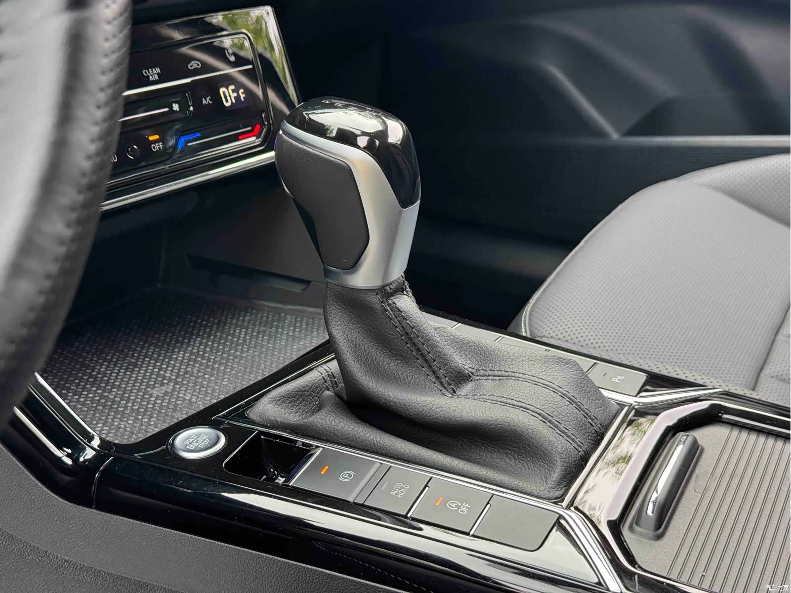 Volkswagen Passat, 2024 19