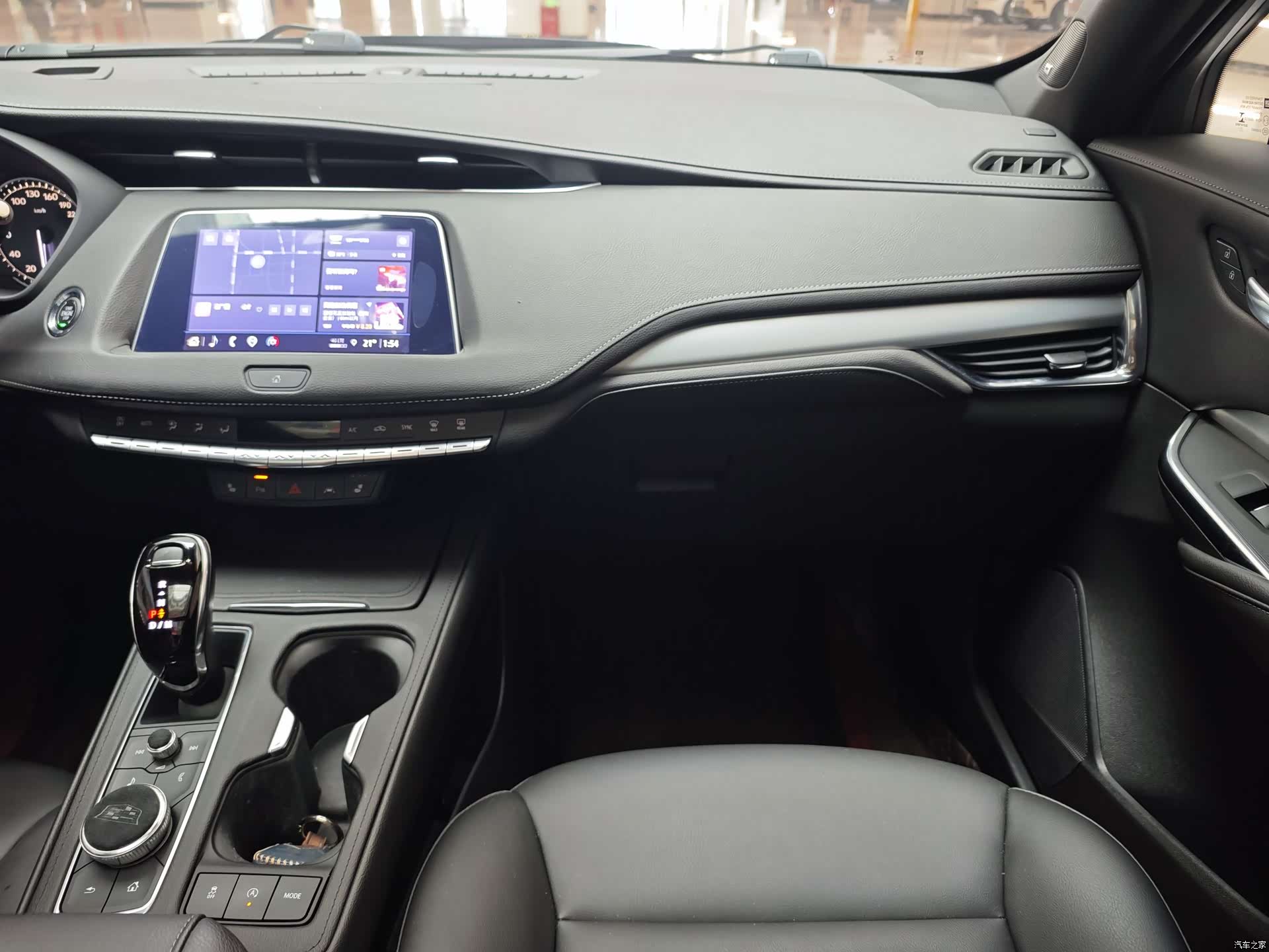 Cadillac XT4, 2022 15