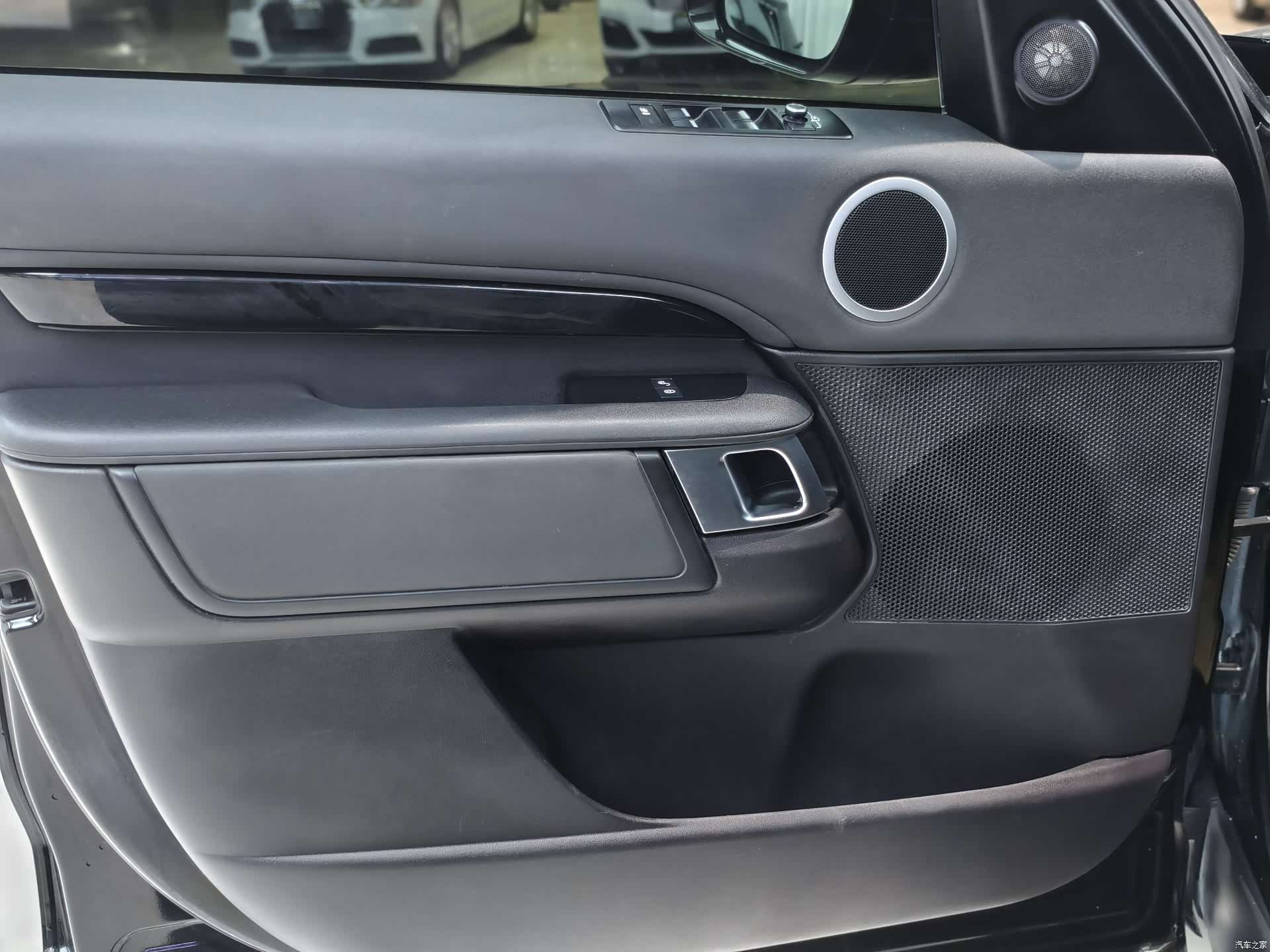 Land Rover Discovery, 2018 10